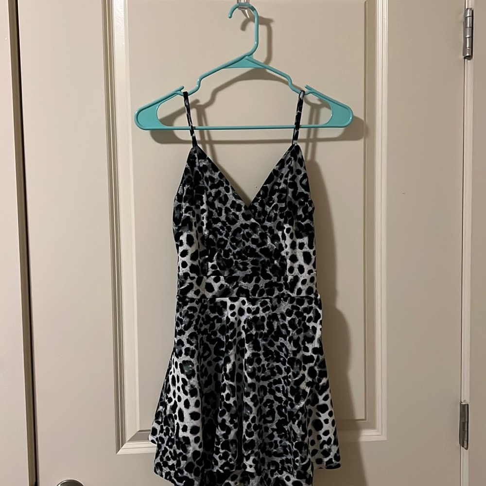 Cute black and grey leopard print romper - Worn once